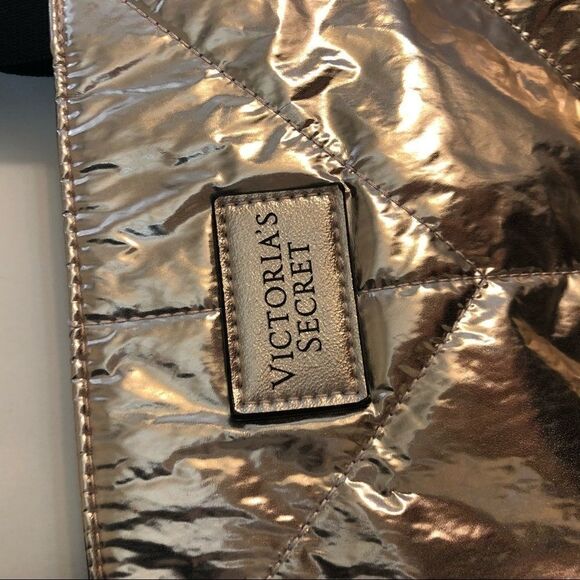 Victoria's Secret Limited Edition 2017 Metallic Rose Gold Tote Bag VS Travel - Picture 6 of 12